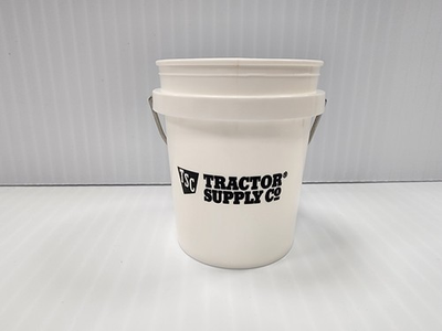 #ad Tractor Supply Company White Mini Bucket 4quot; Tall HTF $4.59
