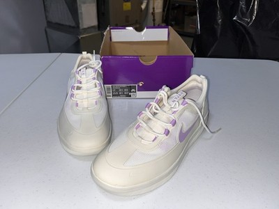 Nike SB Nyjah Free 2 Summit White/ Lilac, Excellent Condition, With Damaged Box
