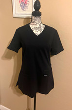 Jaanuu Women s Black Solid Scrubs Medical Uniform Scrub Top, Size M
