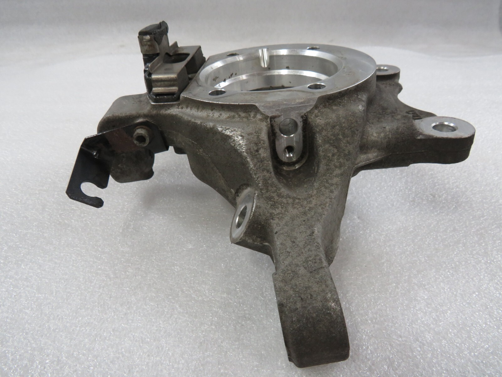 2016 Maserati Quattroporte, Ghibli, RH, Rear Knuckle/Stub, Used, P/N 670006803