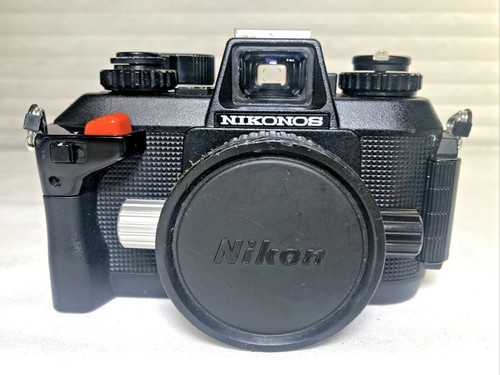 Nikon Nikonos IV-A Underwater Camera. - Picture 2 of 20