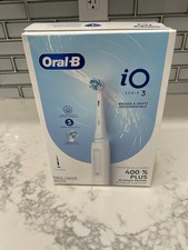 Oral-B iO3 Series 3 Rechargeable Electric Toothbrush w/ 3 Modes White Brand New