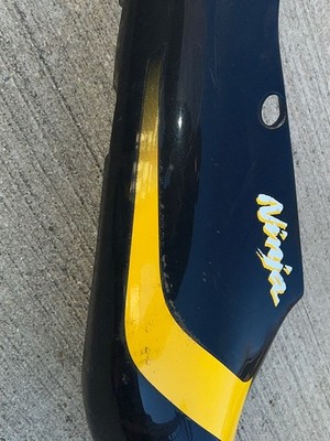 96-2003 Kawasaki Ninja ZX7R ZX7 zx 7 7R 750 REAR Tail plastic side