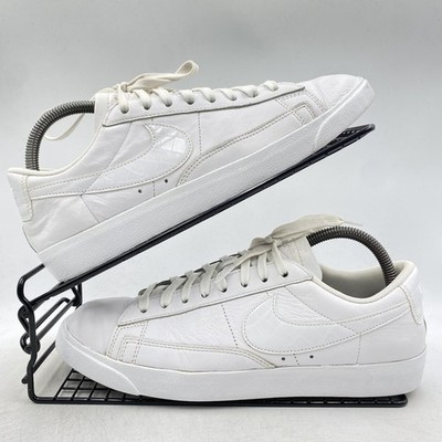 Nike Blazer Low Triple White Sneaker Größe UK 7 Damen Croc AO2133-101