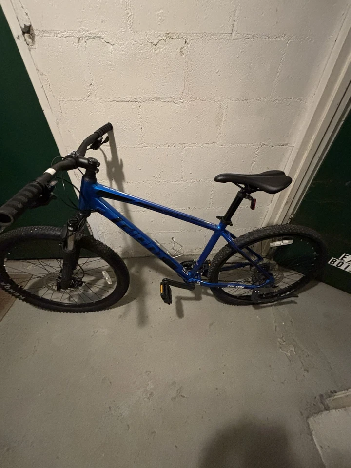 Giant Talon ATX 27.5 Inch Mountain Bike ~ Metallic Blue ~ Men’s ~ Used/Rear Flat - Image 2 of 4