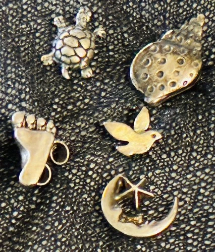 🔥VINTAGE LOT five STERLING SILVER stud earrings! moon turtle dove foo2+ grams🔥