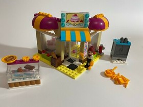 LEGO Friends Downtown Bakery 41006, City Park Cafe 3061, Mia's Roadster 41091