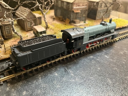 Marklin spur z scale/gauge Express Steam Locomotive & Tender. - Picture 4 of 7