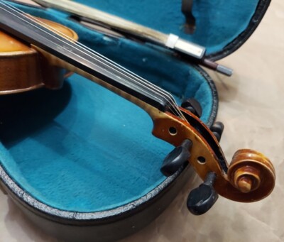 E.R. Pfretzschner バイオリン　4/4 1979年製 Lot - A Violin Labeled E. R. PFRETZSCHNER, Mittenwald