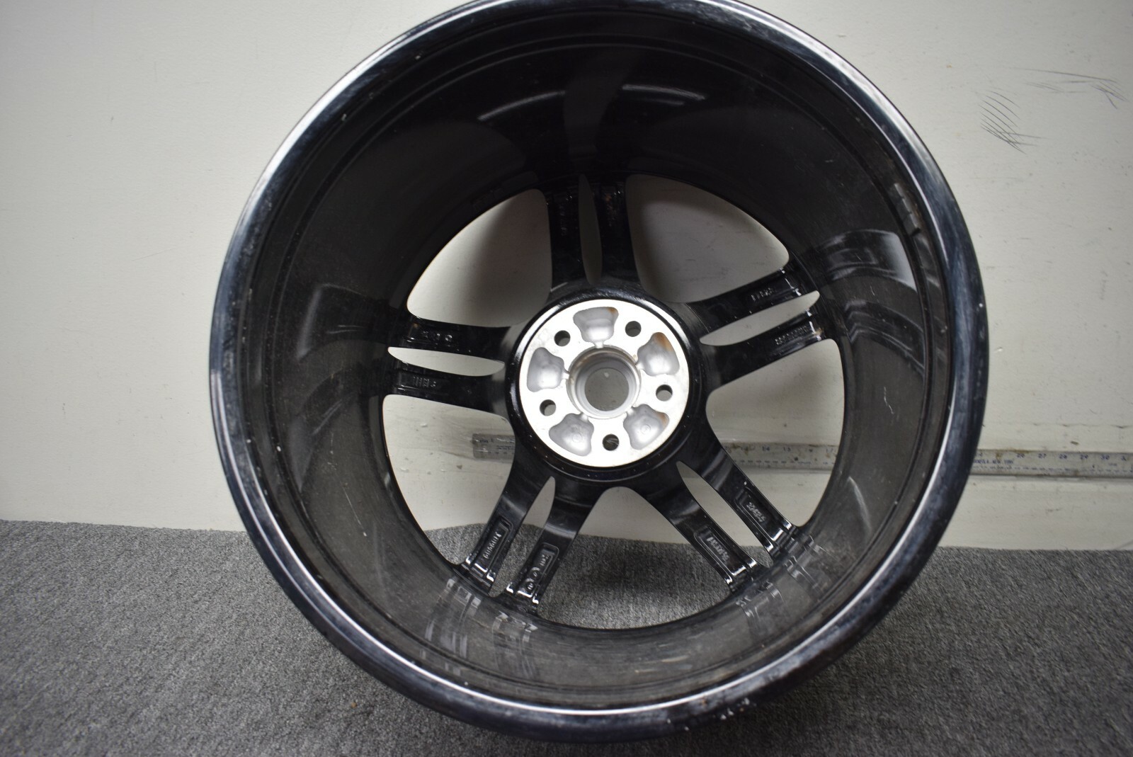 FERRARI WHEEL RIM 11.5X20 FACTORY OEM