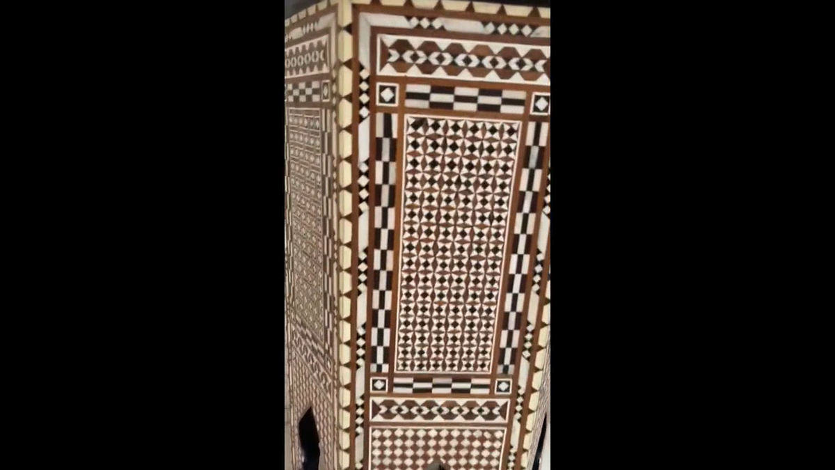 ヴィンテージ　MOROCCAN side table Moroccan Side Table | Circa Who