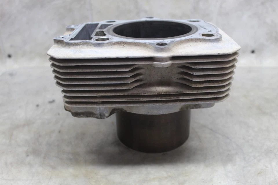 Suzuki Eiger 400 2002-2007 OEM motor cilindro pistón bloque jarra barril núcleo Foto 3 de 4