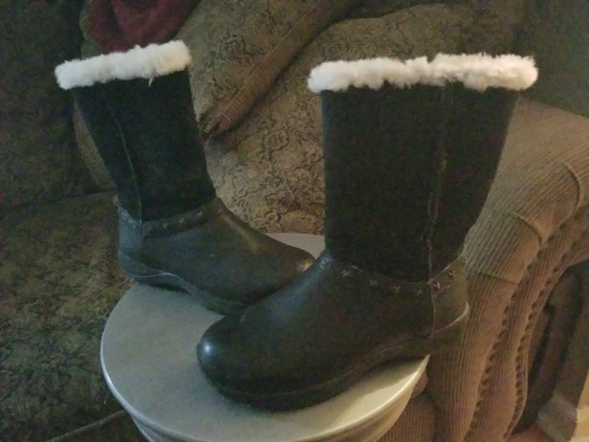 Women s 7M Vintage L.L. Bean Boots Black Leather Suede White