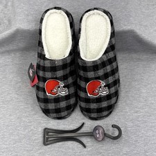 Cleveland Browns FOCO Men's NFL Sherpa Lined Check Memory Foam Slippers XL