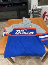 Mitchell And Ness Throwbacks Hoodie Denver Bronco Hoodie X-LARGE