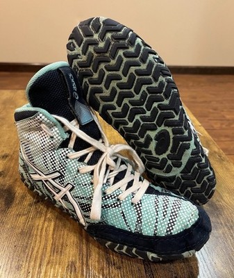 2016 ASICS Aggressor 3 L.E. GEO Rare Wrestling Shoes Size 9