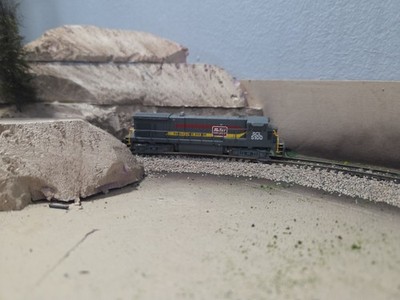 ATLAS N SCALE FAMILY LINES LOCOMOTIVE (SCL) #49793 B23-7 RD#5100