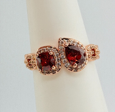Bomb Party January Sz 8 ''Dazzling Confession'' Garnet on Rose Gold RG19438 Links