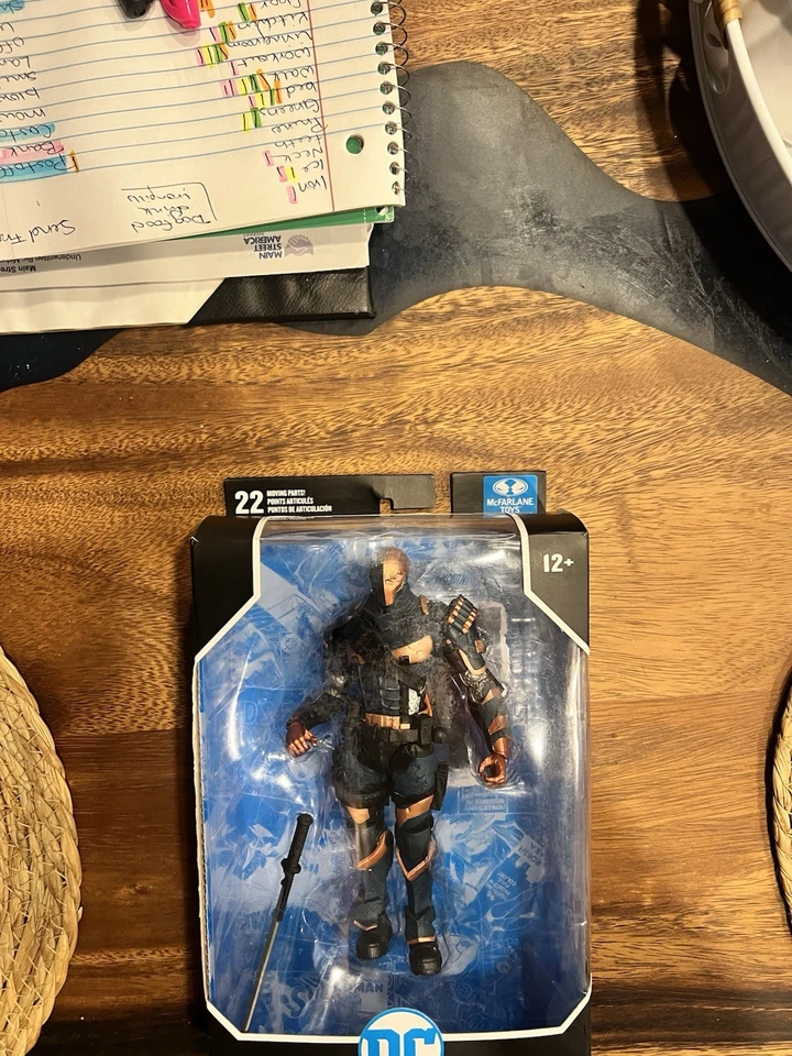 McFarlane DC Multiverse Deathstroke: Batman: Arkham Origins Foto 4 de 4
