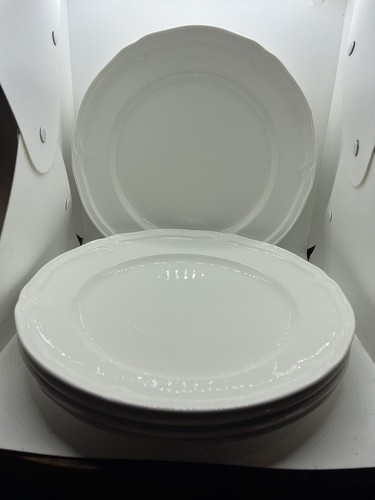 Set Of 9 Villeroy & Boch Chambord White 10.5" Dinner Plates EUC