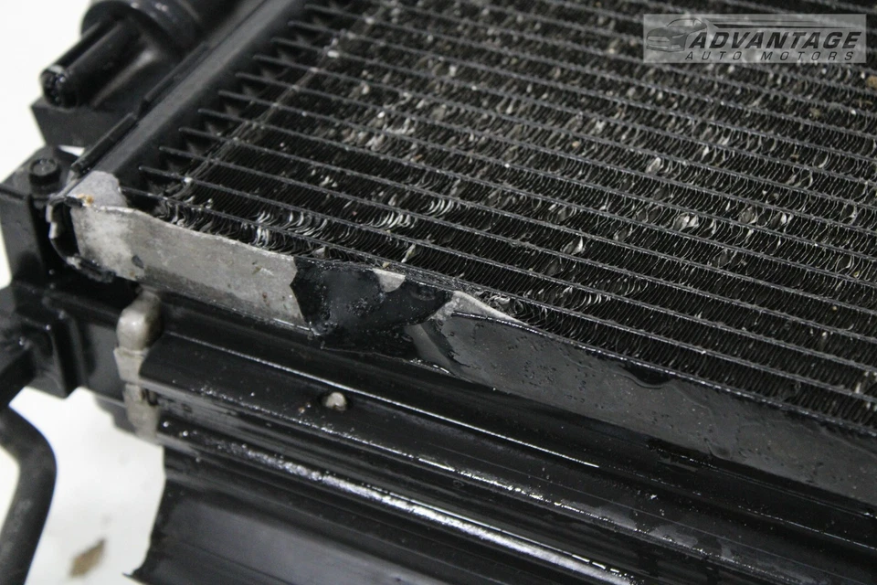 Dodge Charger 2016-2023 3,6 L radiador y ventilador de refrigeración cubierta y cuchilla y motor OEM Foto 3 de 4