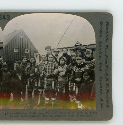 Eskimo Girls & Crew S.S. Eric Danish Trading Post Greenland Keystone Stereoview