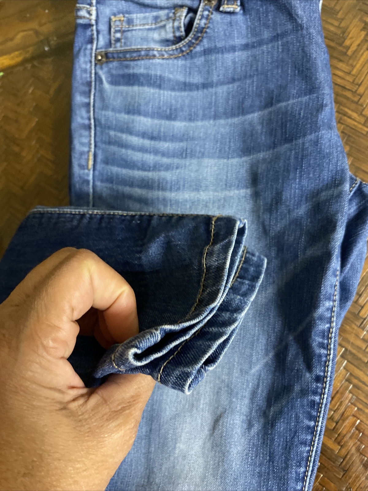 BCBGeneration women’s  Shadow Patch Skinny Jeans … - image 5