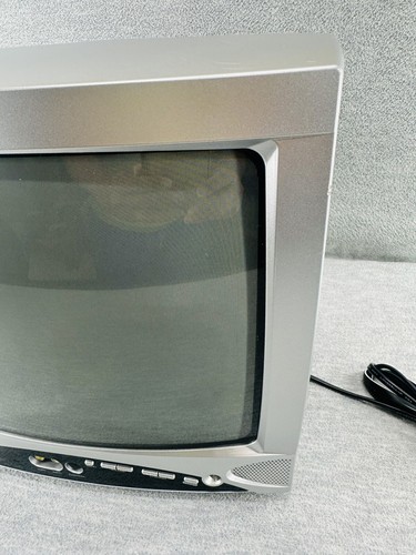 DURABRAND DWT1304 - Vintage 13" TV W/ Remote Gaming TV TESTED FOR POWER ONLY - Picture 10 of 24