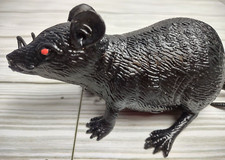 Rat Life Like Squishy Creature Stretchable Rodent Figure Toy Halloween Stretchy
