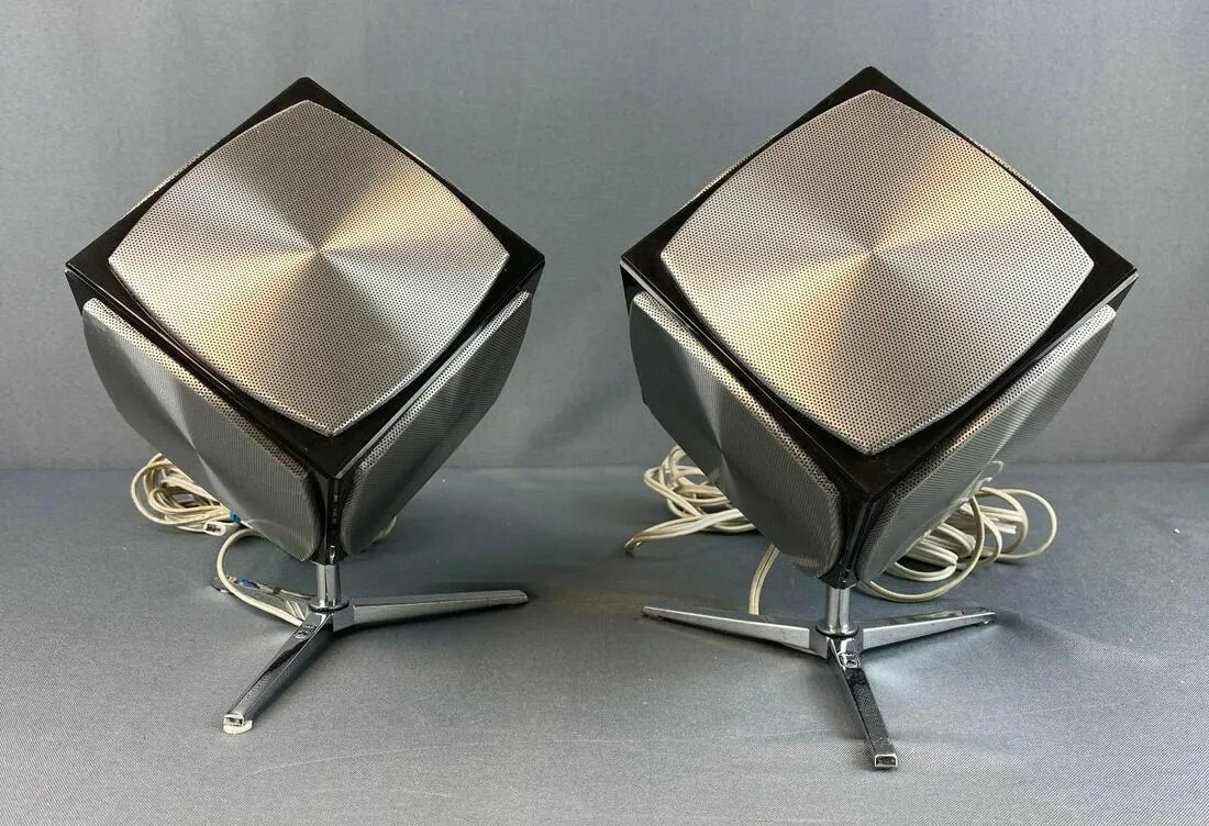 Pair of Mint Grundig Audiorama 700 Satellite Box Cube Speakers 4 