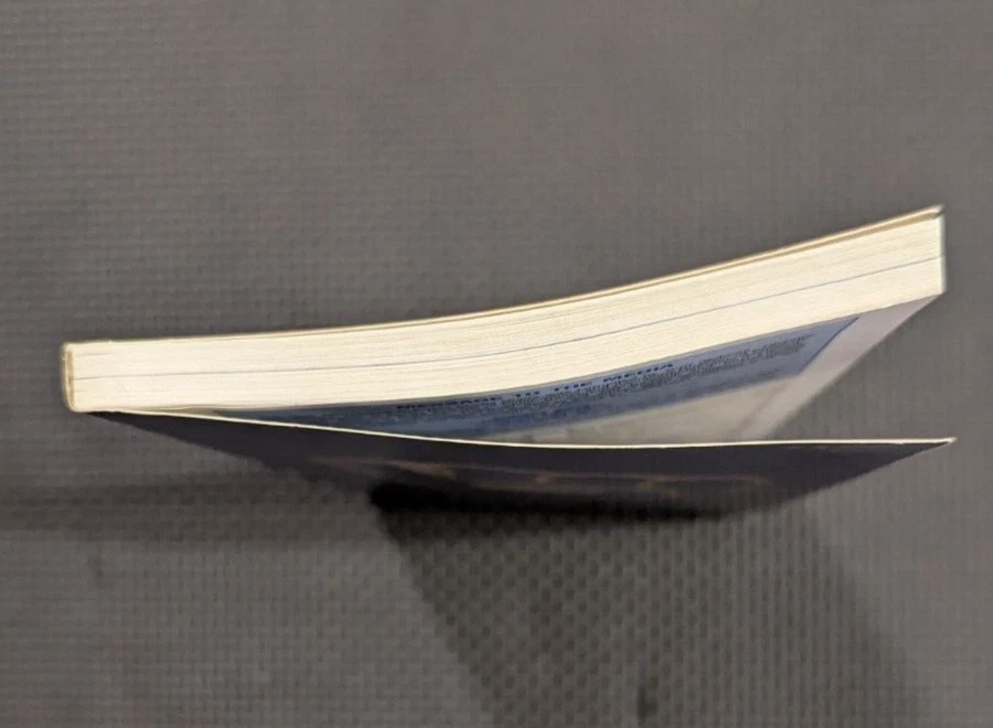 1991 MILWAUKEE BREWERS Robin Yount Media Guide VINTAGE COLLECTORS - NEAR MINT - Image 4 of 4