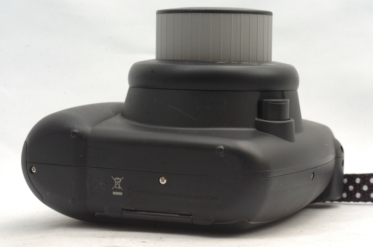 Appareil Photo Fujifilm Instax Mini 8 – SakuraDo Edition – Noir – Near Mint – Flash Intégré