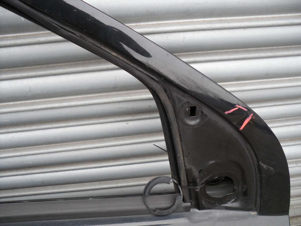 PUERTA ACTIVA FIAT PANDA - DESNUDA (CONDUCTOR DELANTERO/LADO DERECHO) NEGRA 891/B 2004-2011 Foto 3 de 4