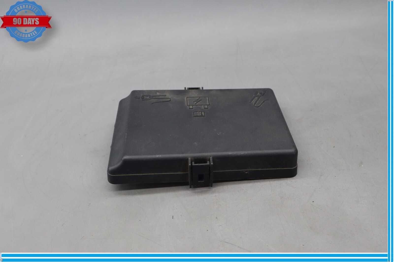 Maserati Ghibli 2014-2017 Front Fuse box cover