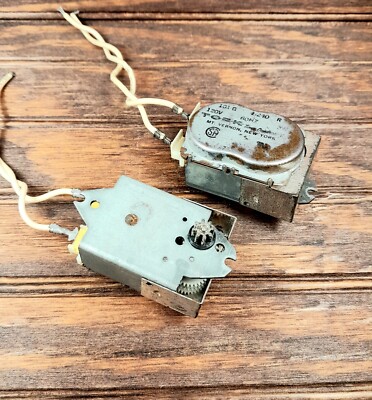 TWO Torx Time Control 101-G 11240 120V 60Hz 3W  