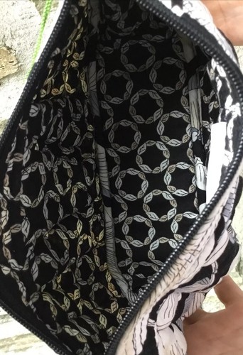 NEW NWT Vera Bradley Frannie Camellia Crossbody Bag Black White Floral - Picture 11 of 13