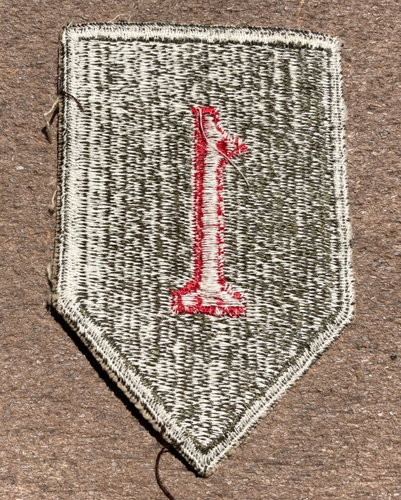 ORIGINAL WWII US 1ST INFANTRY DIVISION SLEEVE INSIGNIA PATCH-Heavy Snow - Picture 4 of 5