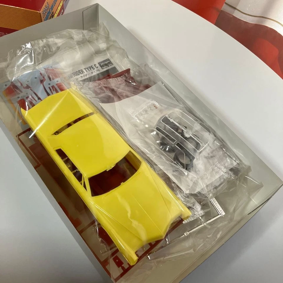 Car 1/24 plastic model 1966 American Lowrider Flame Cadillac - Image 4 of 4