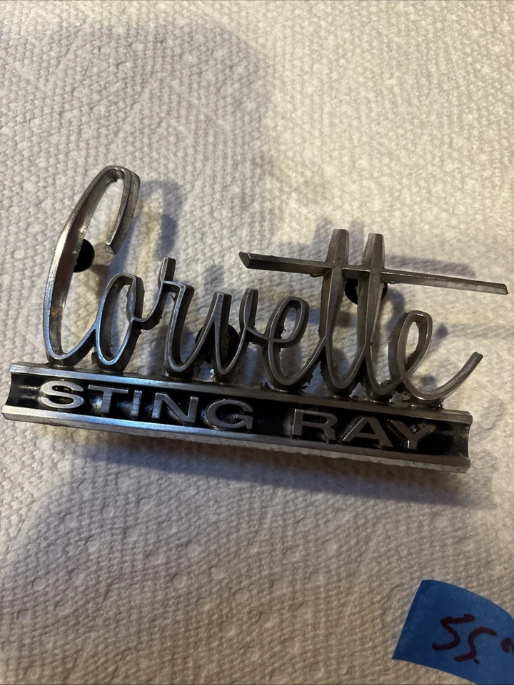 Emblema Corvette Stingray vintage OEM AÑOS 60 - 70 WDC 9293 3873770 Foto 2 de 4