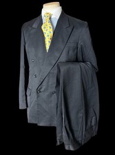 Vintage Dark Grey Double Breasted Suit 40R / W32R Dual Pleat Retro Fit