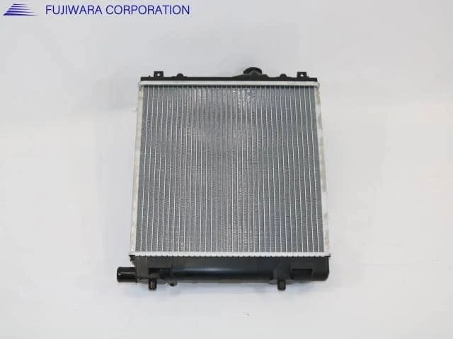 SUZUKI Wagon R TA-MC22S Radiator 1770083G50 [New] [PA01700254] - Image 2 of 2