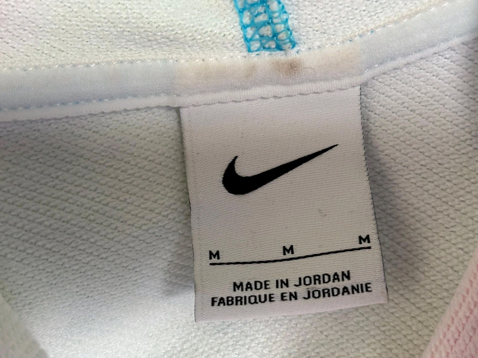 Nike Hoodie Womens Medium Multicolor Tie Dye Fleece Pullover Cropped DR8156-658 thumbnail 3