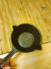 Vintage Cast Iron Ladle Black 4in Dia 10in Long Dual Pour Spouts Balanced Good