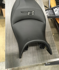 2017-22 Bmw K1600 Bagger Standard Height Heated Bench Seat Oem New 6a
