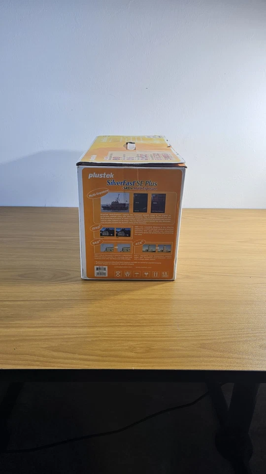 Plustek OpticFilm 7600i SE Film/Slide Scanner 35mm - New Complete in Open Box - Image 2 of 4