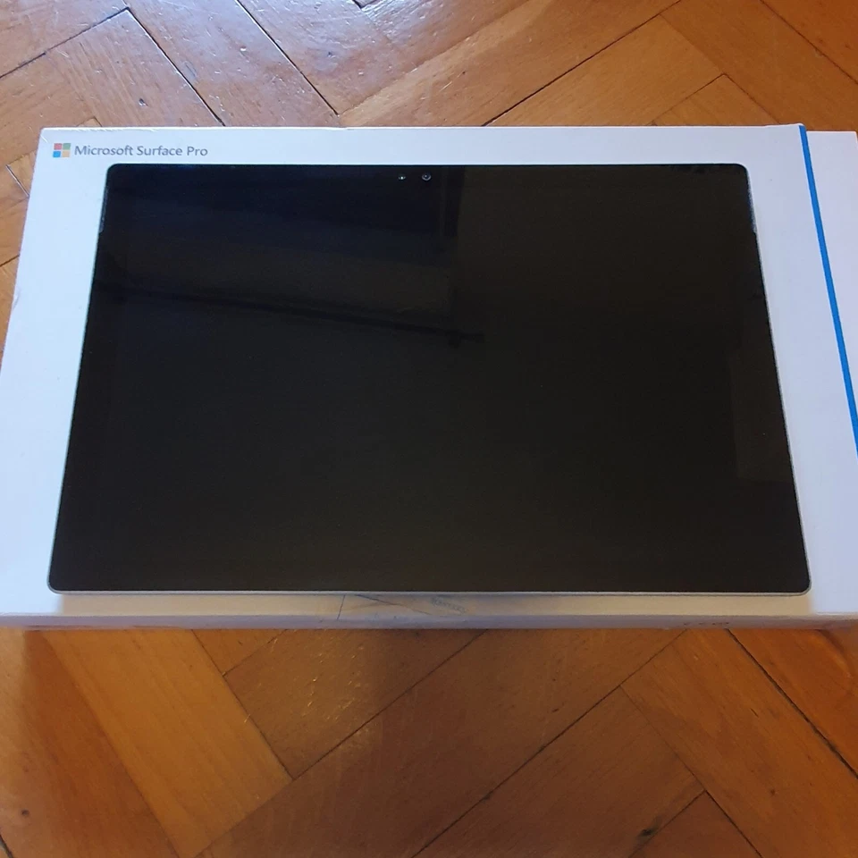 surface pro 4 - Immagine 2 di 4