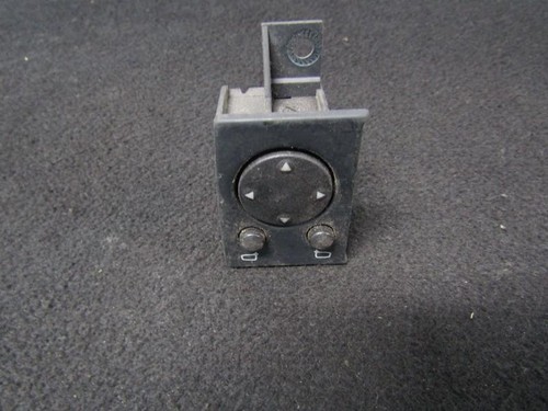Audi A6 1996 Wing mirror control switch (Exterior Mirror Switch) 4 #256240-96
