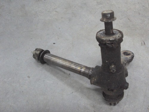 Yamaha Moto 4 200 Left Front Hub Spindle 86 87 88 89