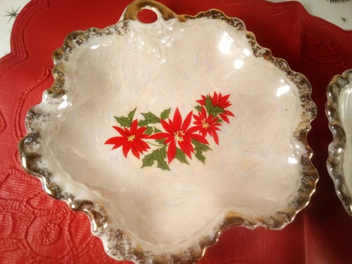 2 Vtg Brinn's Pittsburg Japan Poinsettia Christmas Lusterware Candy Nut Dishes - Picture 2 of 11