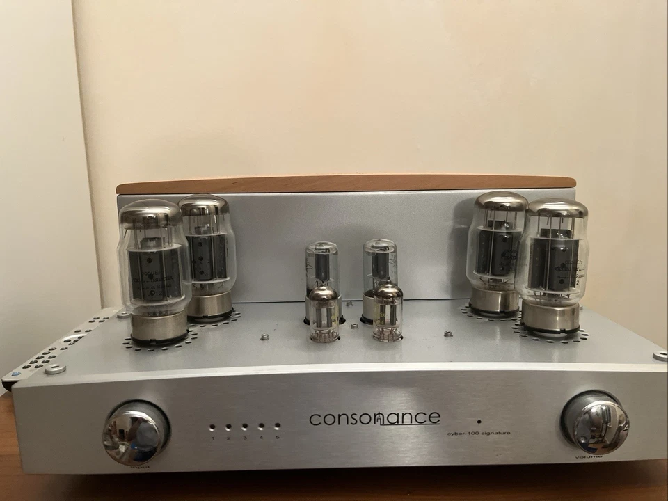Opera Consonance cyber-100 signature Röhrenvollverstärker *sehr guter Zustand* - Bild 2 von 4